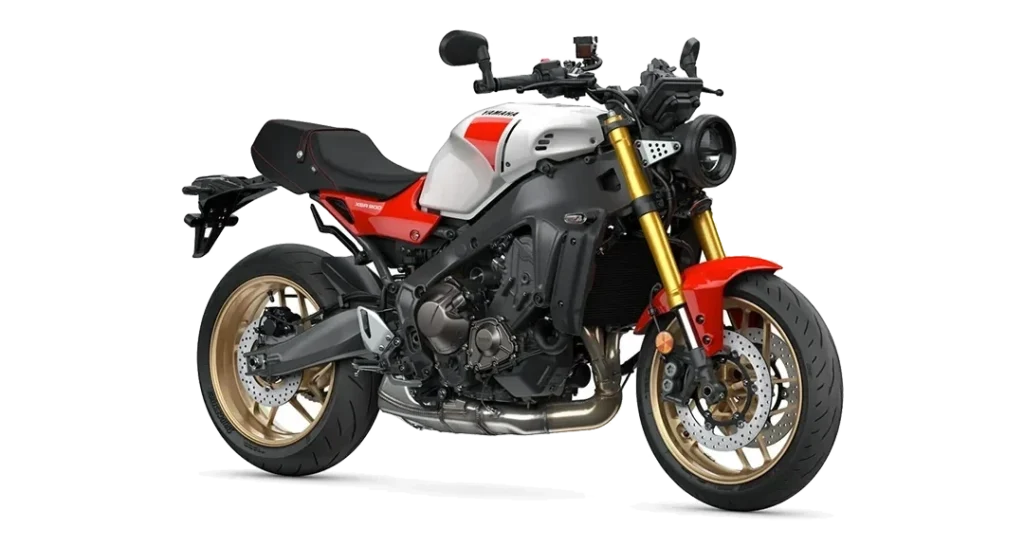 Yamaha XSR900 2025